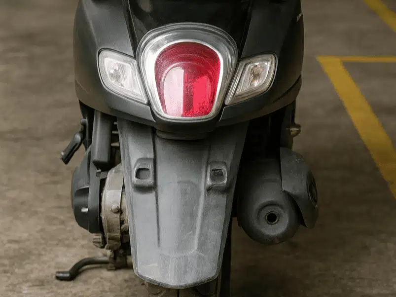 Motor Tanpa Pelat Nomor Belakang? Kenali Aturan Pelat Nomor dan Bahayanya